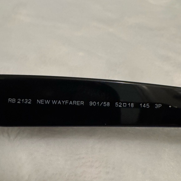 Ray-Ban Classic Black Sunglasses - Picture 7 of 8